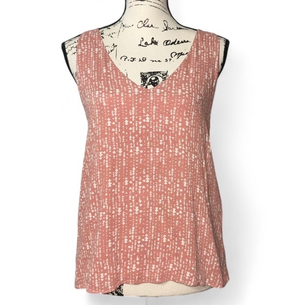 Everly Pink Geometric Arrow Print Racerback V-Neck Tank Top Size M T12919A‎